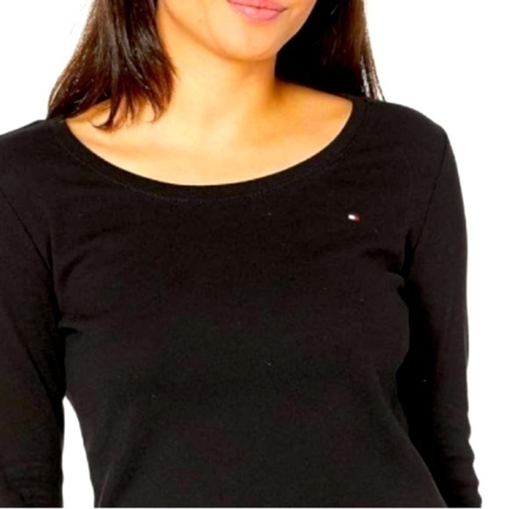 Tommy Hilfiger long sleeve scoop neck top